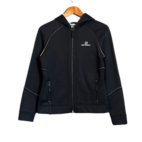 3 for $30! Free Country black zip up jacket - Picture 1 of 10